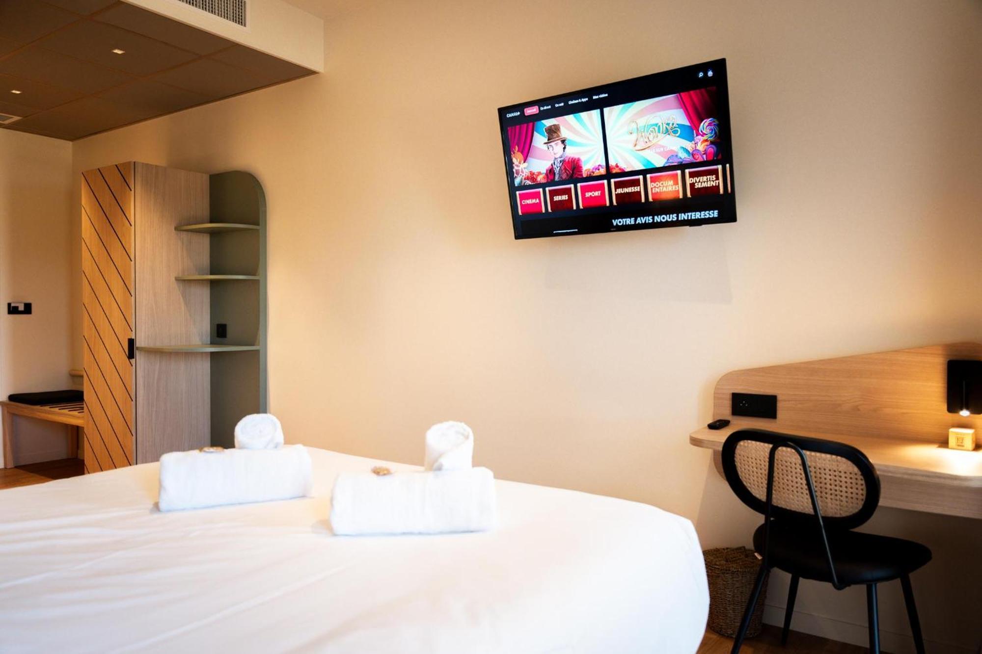 Bo Hotels Ambronay Buitenkant foto