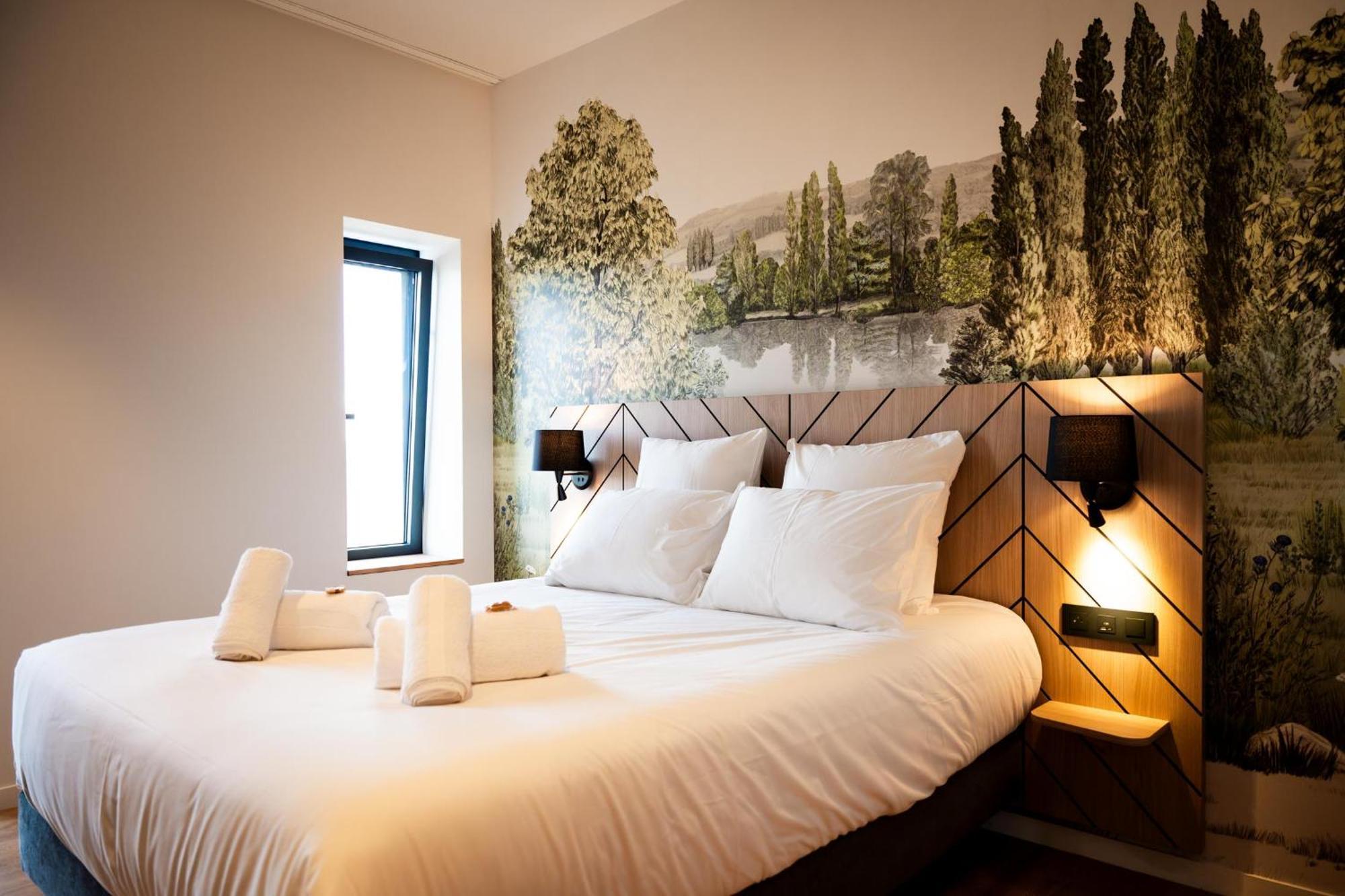 Bo Hotels Ambronay Buitenkant foto